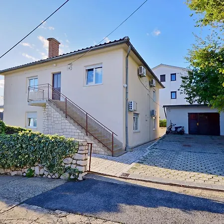 Apartment Daria *